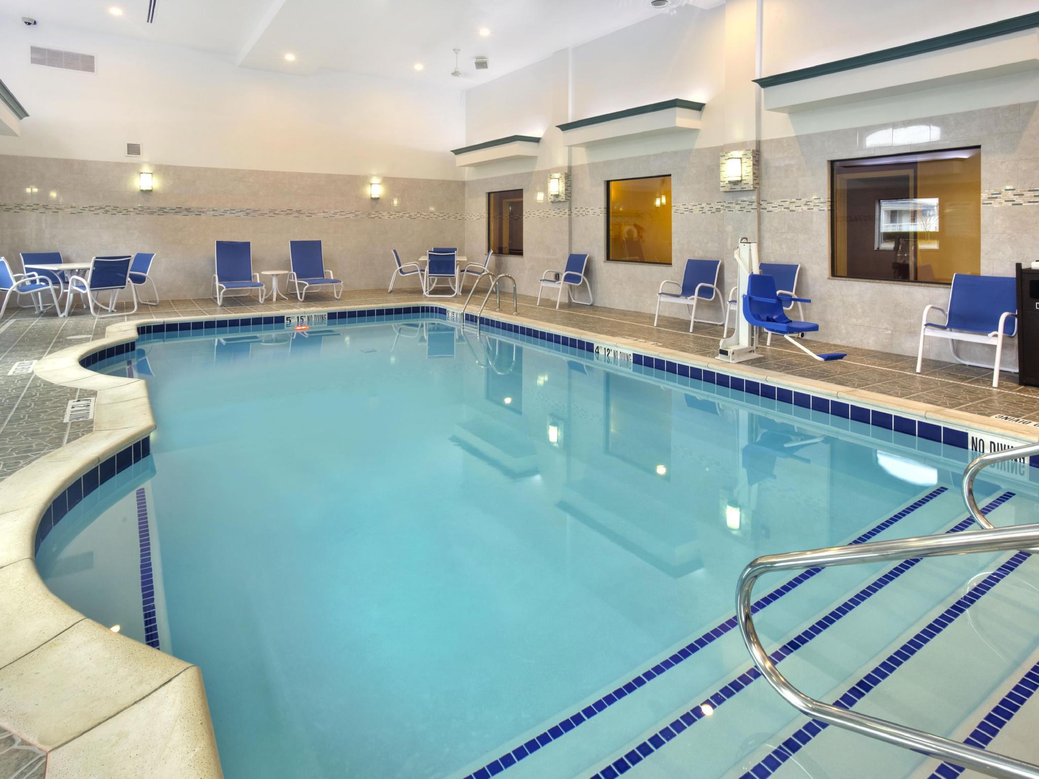 Express By Ihg Hotel