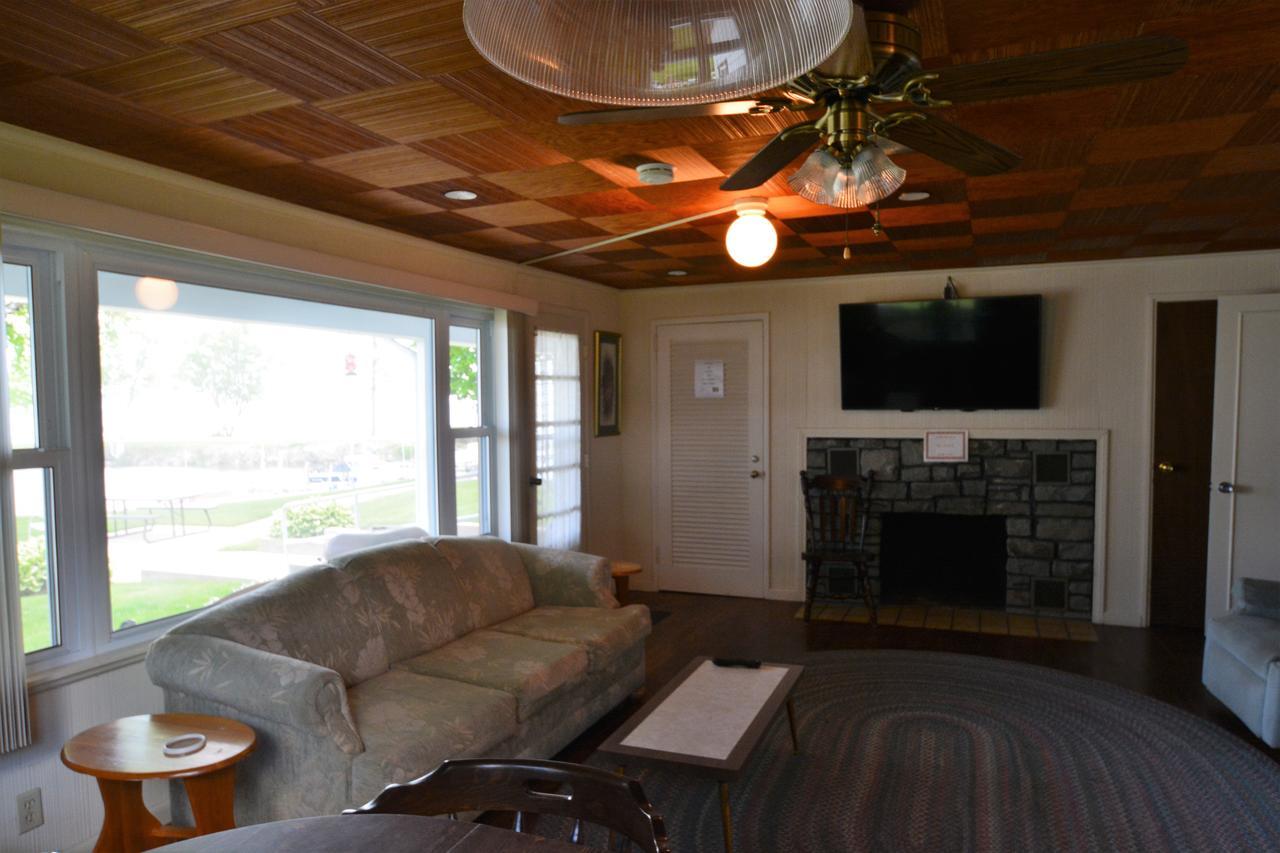 Whalens Grindstone Shores Inc. *