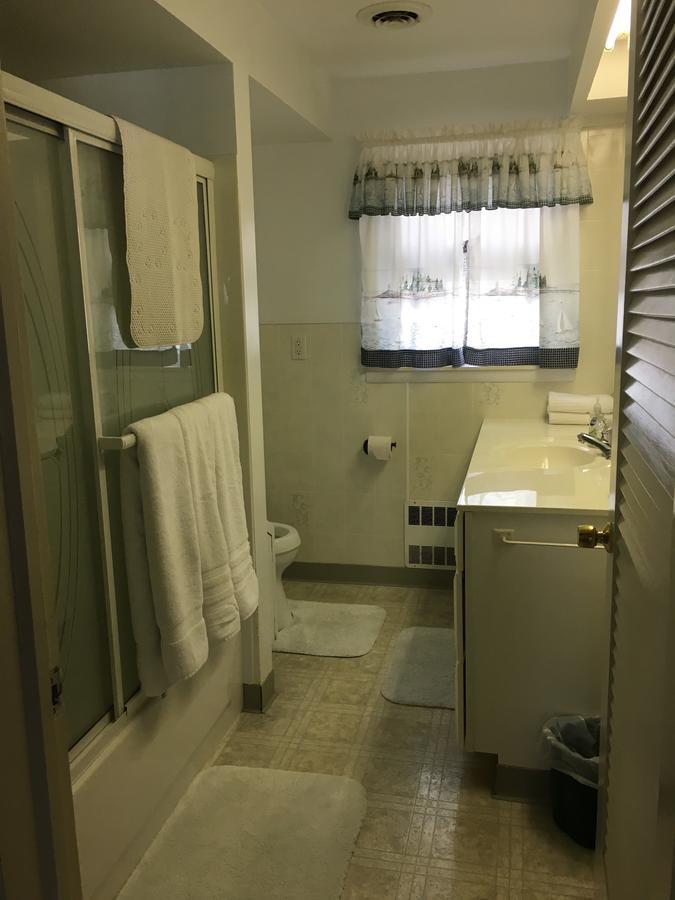 Whalens Grindstone Shores Inc. Lodge