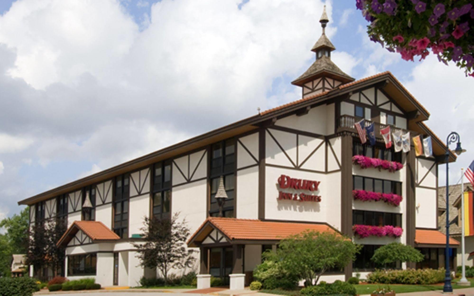 Hotel Drury &
