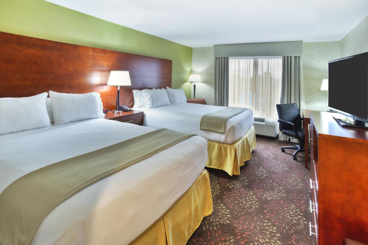 Express By Ihg Hotel 3*